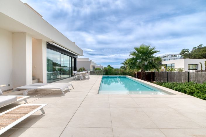 Image No.10-4 Bed Villa for sale