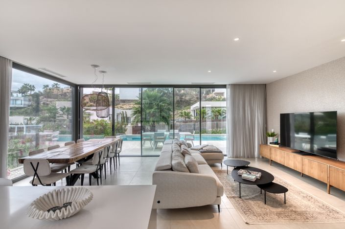 Image No.15-4 Bed Villa for sale