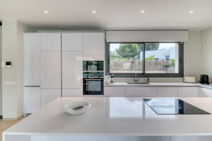 Image No.19-4 Bed Villa for sale