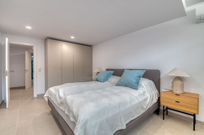 Image No.33-4 Bed Villa for sale