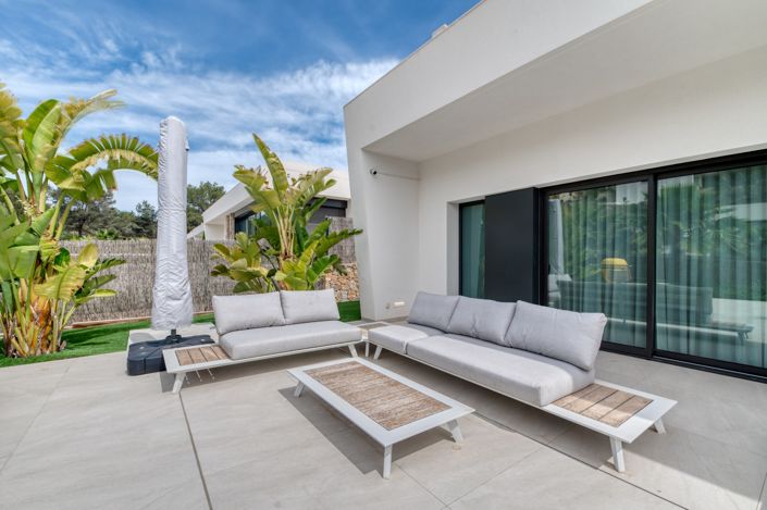 Image No.9-4 Bed Villa for sale