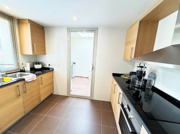 Image No.10-4 Bed Villa for sale