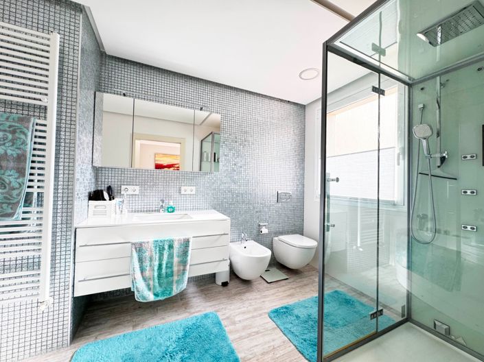 Image No.18-4 Bed Villa for sale