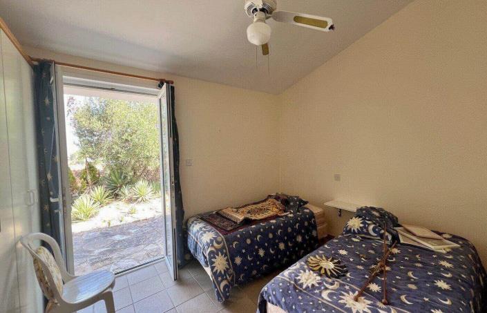 Image No.28-5 Bed Villa / Detached for sale