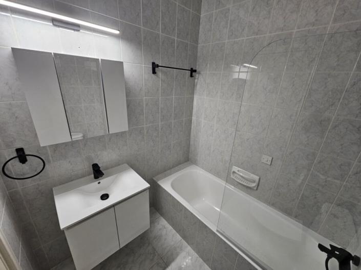 Image No.9-1 Bed Apartment for sale