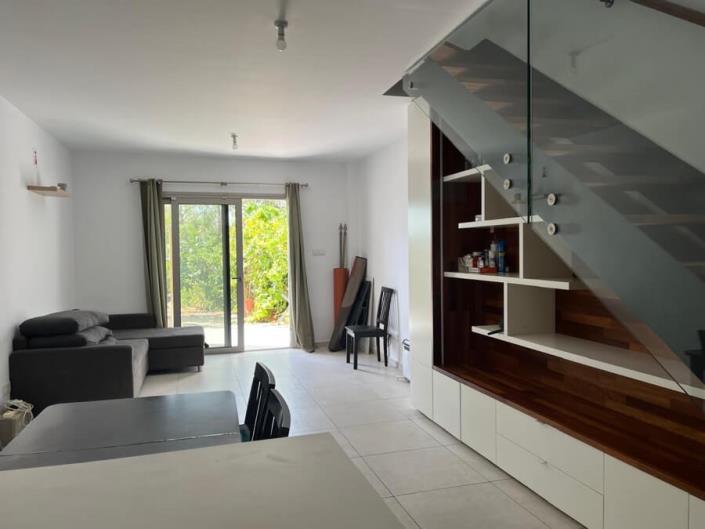 Image No.4-2 Bed Townhouse for sale