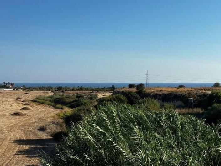 Image No.12-2 Bed Townhouse for sale