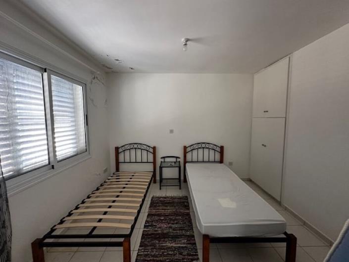 Image No.6-2 Bed Townhouse for sale