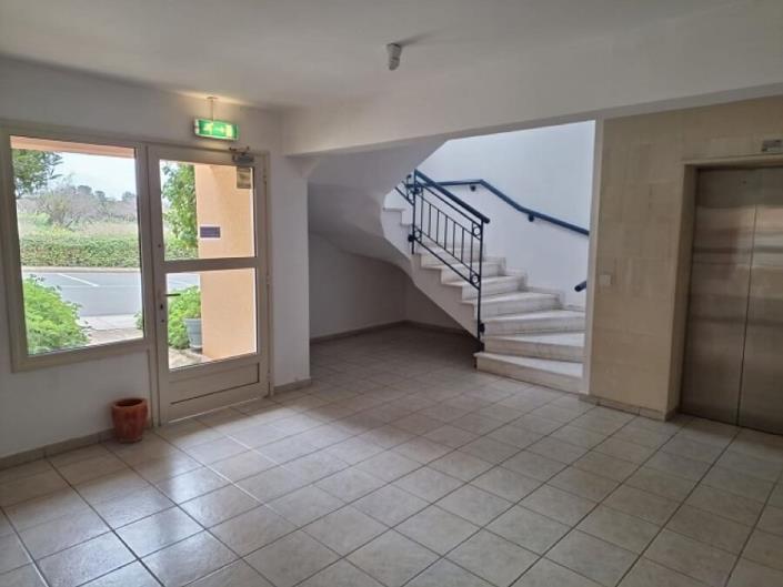 Image No.10-1 Bed Apartment for sale