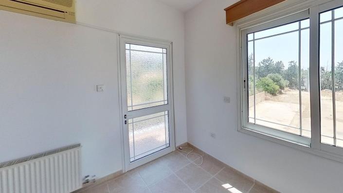 Image No.14-4 Bed House for sale