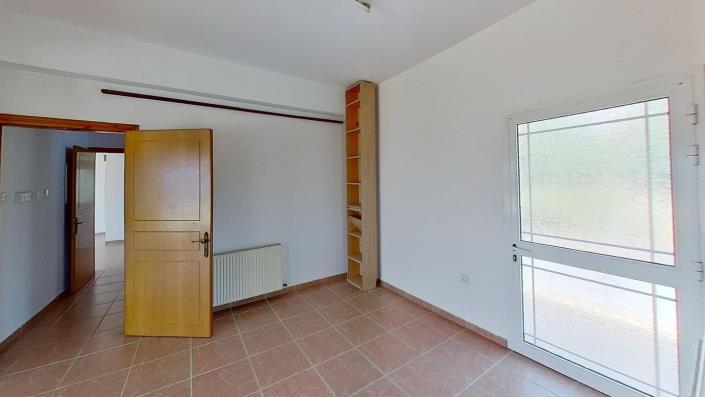 Image No.23-4 Bed House for sale