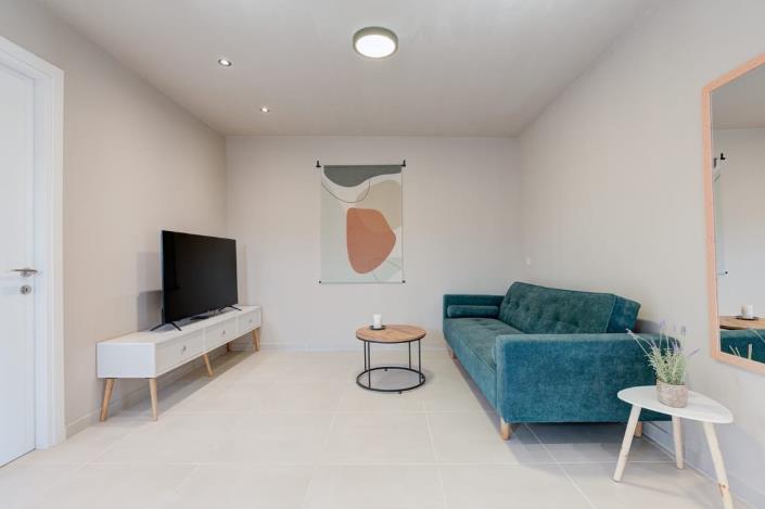 Image No.15-4 Bed Property for sale