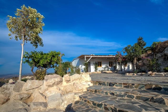 Image No.24-4 Bed Property for sale