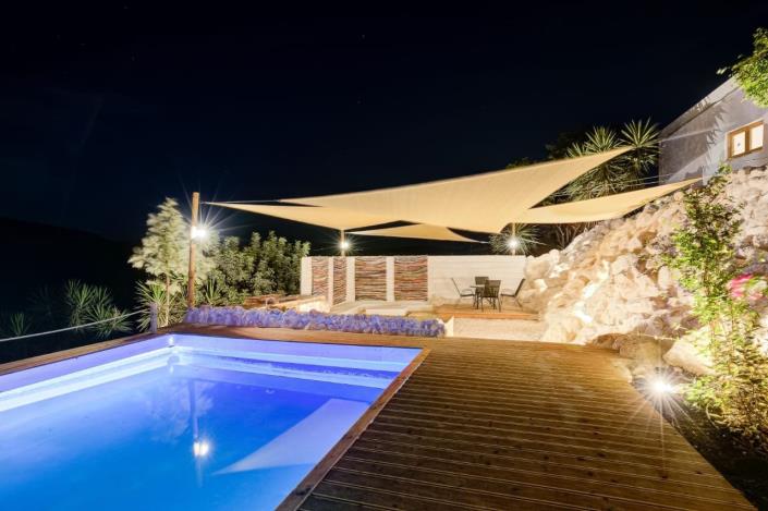 Image No.41-4 Bed Property for sale