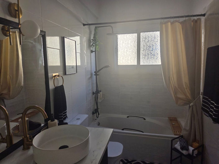 Image No.16-2 Bed Apartment for sale