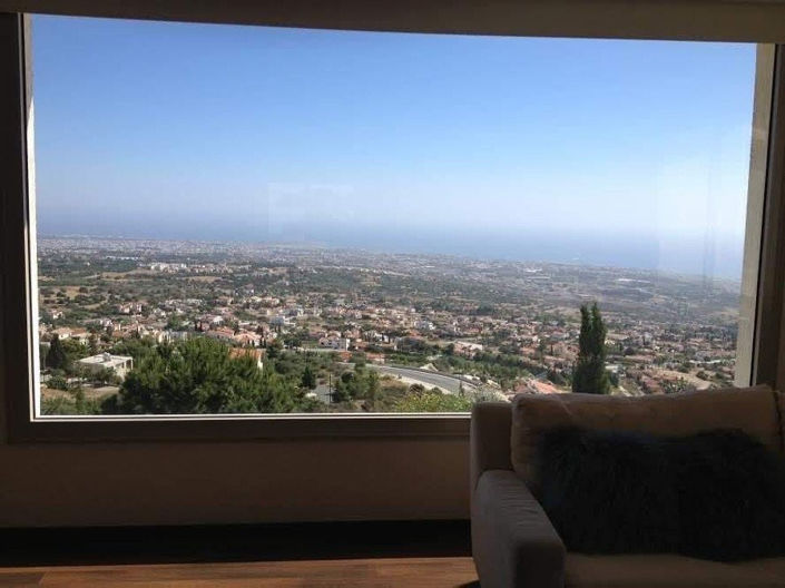 Image No.9-8 Bed Villa for sale