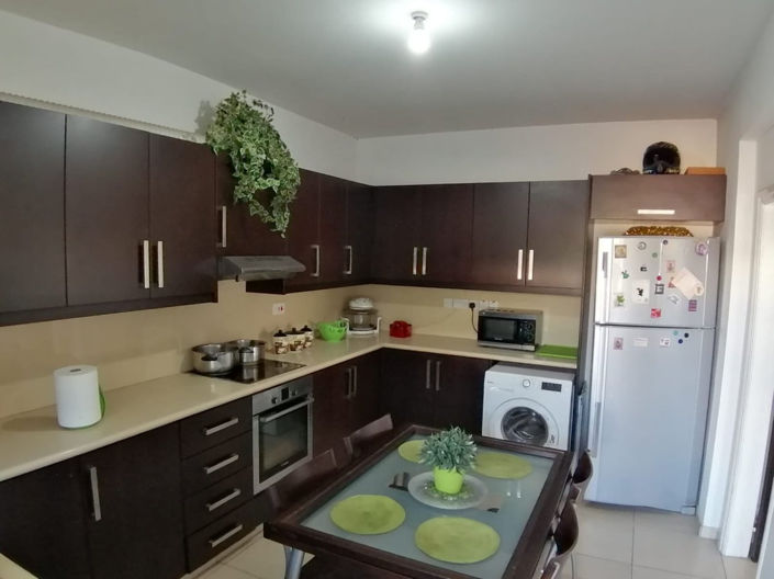 Image No.4-4 Bed Apartment for sale