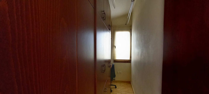 Image No.15-4 Bed House for sale