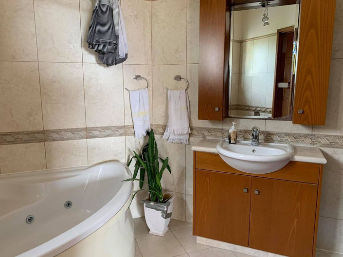 Image No.15-5 Bed Villa for sale