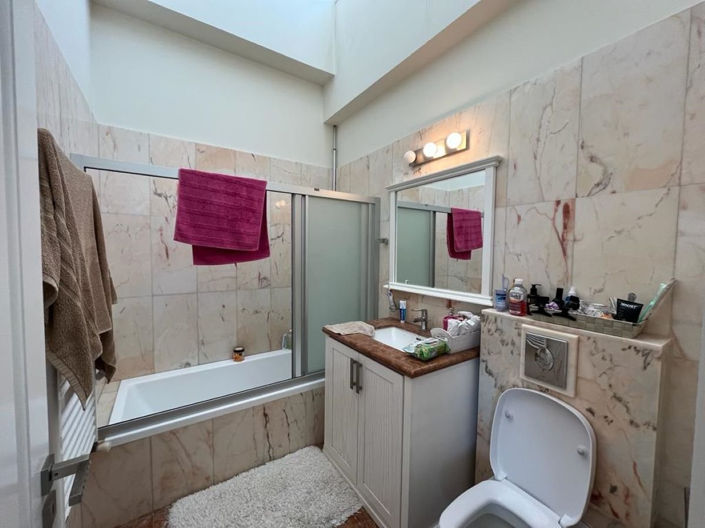 Image No.14-7 Bed Villa for sale