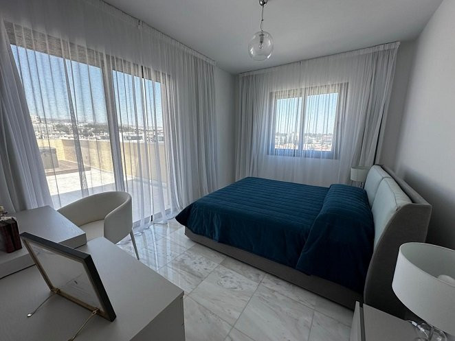 Image No.10-3 Bed Apartment for sale