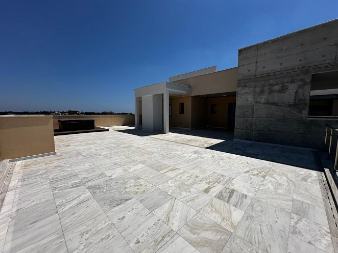 Image No.21-3 Bed Apartment for sale