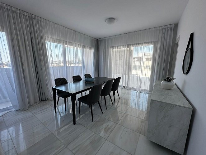 Image No.7-3 Bed Apartment for sale