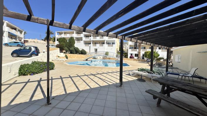 Image No.40-2 Bed Apartment for sale