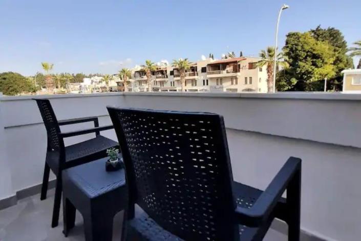 Image No.16-2 Bed Apartment for sale