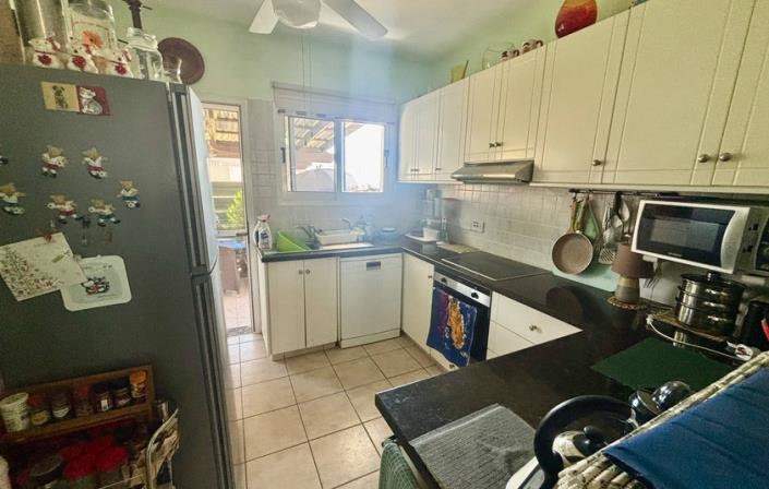 Image No.3-2 Bed Townhouse for sale