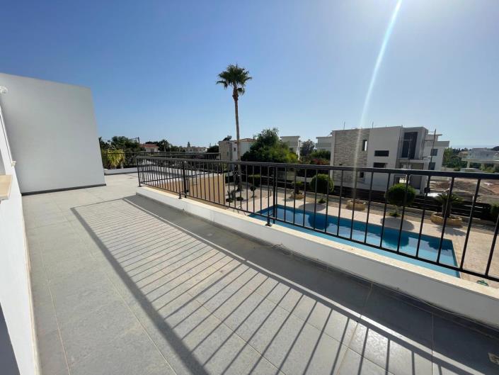 Image No.5-3 Bed Villa for sale