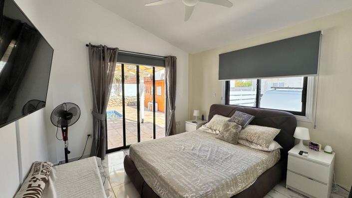 Image No.13-2 Bed Bungalow for sale