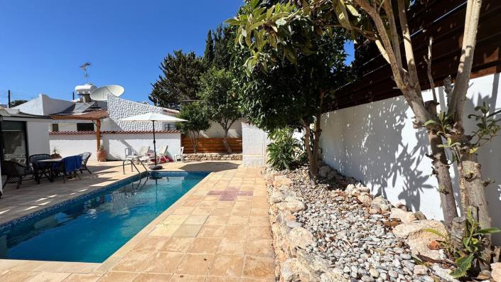 Image No.26-2 Bed Bungalow for sale