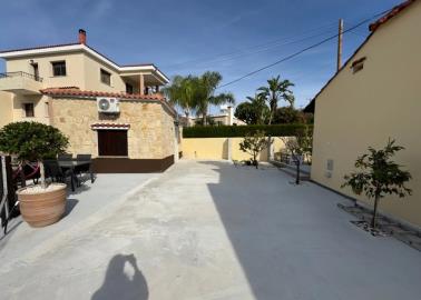 -1-Bed-House---Guest-House-Studio-for-Sale-in-Acheleia--Paphos-Cyprus--4112-2