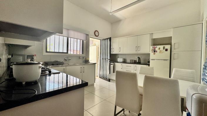 Image No.1-2 Bed Bungalow for sale