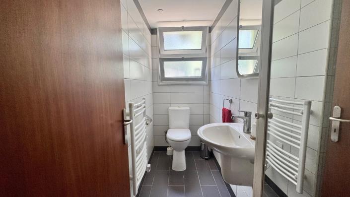 Image No.11-2 Bed Bungalow for sale