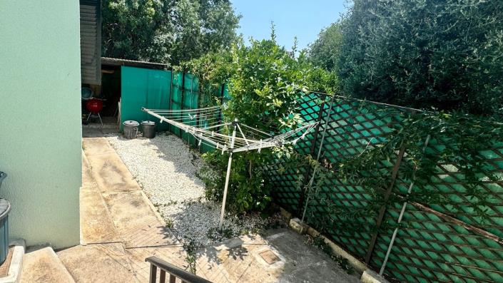 Image No.24-2 Bed Bungalow for sale