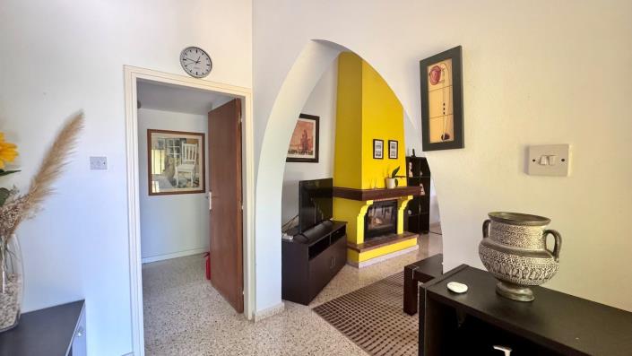 Image No.6-2 Bed Bungalow for sale