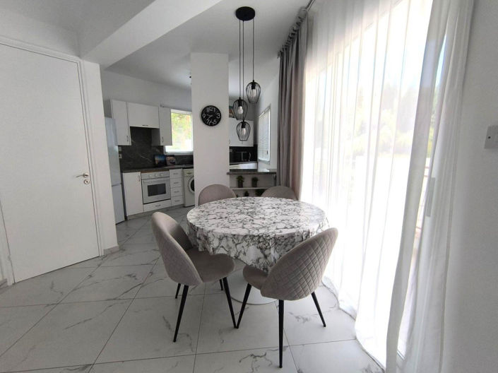 Image No.7-2 Bed Townhouse for sale