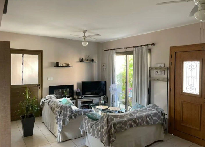 Image No.4-2 Bed Villa for sale