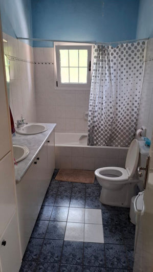 Image No.9-4 Bed House for sale