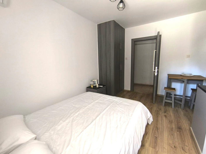 Image No.6-Apartment for sale