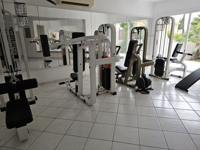 Image No.14-2 Bed Property for sale