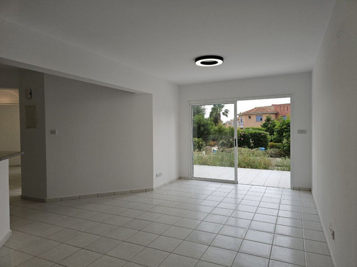 Image No.9-2 Bed Property for sale