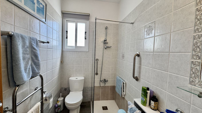 Image No.18-2 Bed Apartment for sale