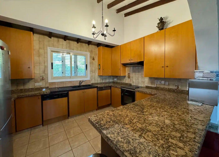 Image No.3-3 Bed Villa for sale