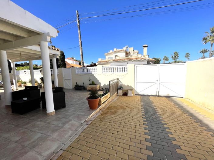 Image No.22-4 Bed Villa for sale