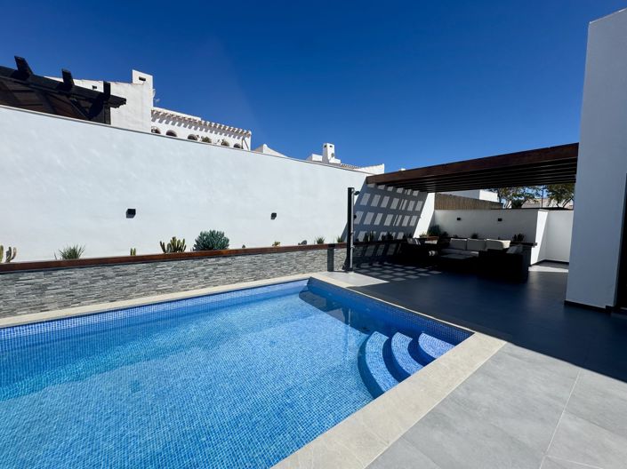 Image No.30-3 Bed Villa for sale