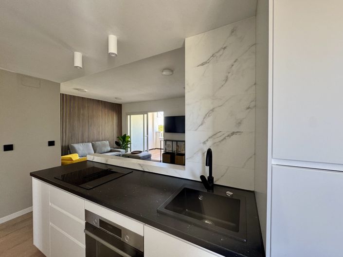 Image No.9-2 Bed Apartment for sale