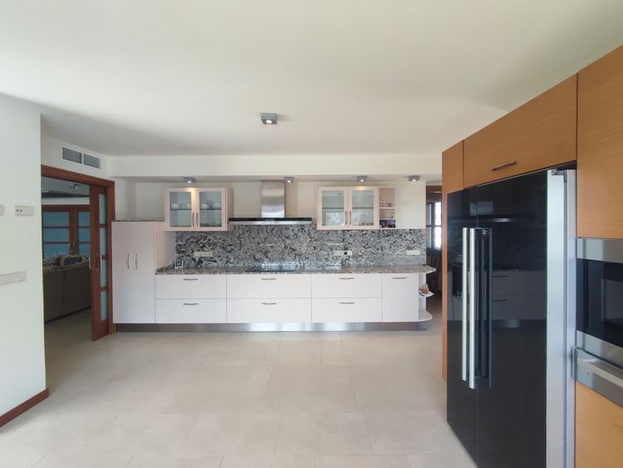 Image No.6-4 Bed Villa for sale